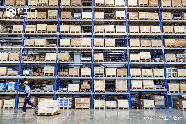 电商仓储与传统仓库 核心差异与仓储服务的现代化转型
